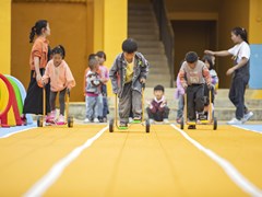 穿过疫情去爱你：102个乡村操场背后，一批酒店业主与贵州山区孩子们的故事