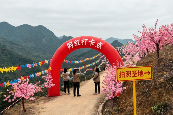 中国景区的“造丑运动”，游客已经忍无可忍